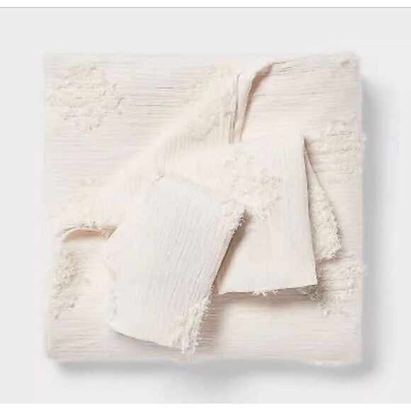 Threshold Cream TwinXL Diamond Tufted Bed Duvet Cover Set - Picture 7 of 7